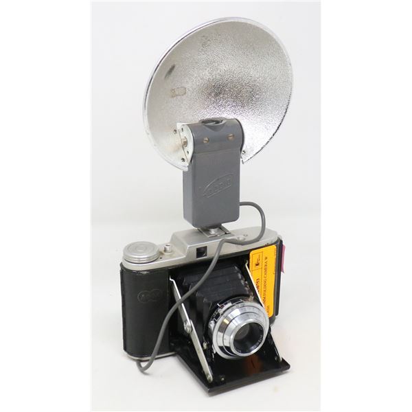 ADOX 35MM FOLDING CAMERA W FLASH