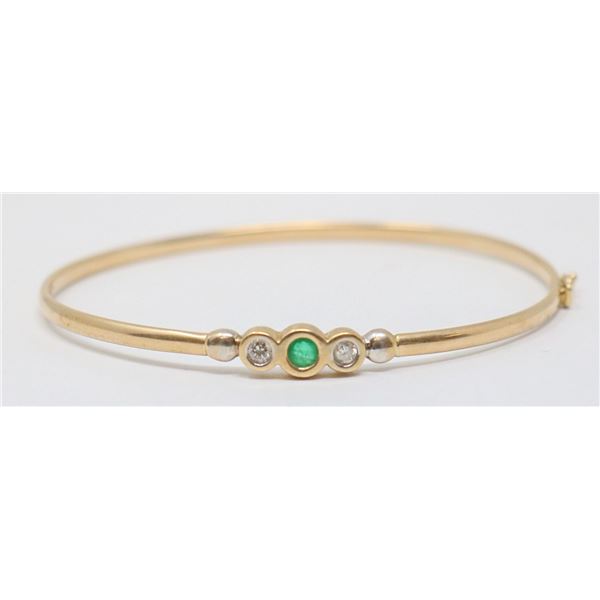 10K GOLD BANGLE BRACELET WITH GREEN AND