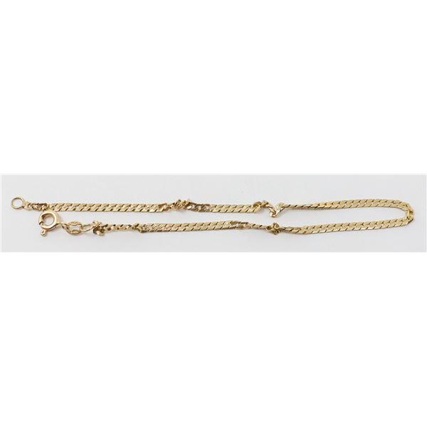 10K GOLD SQUARE CURB LINK BRACELET