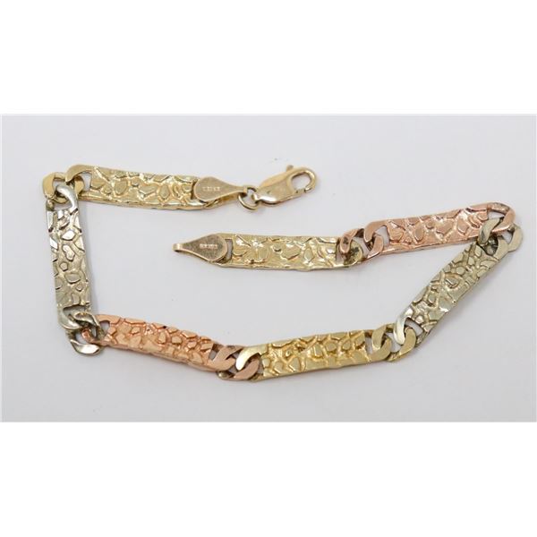 10K TRI-GOLD SCULPTURED LINK BRACELET