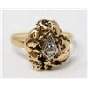 Image 1 : 10K GOLD NUGGET RING WITH CLEAR STONES