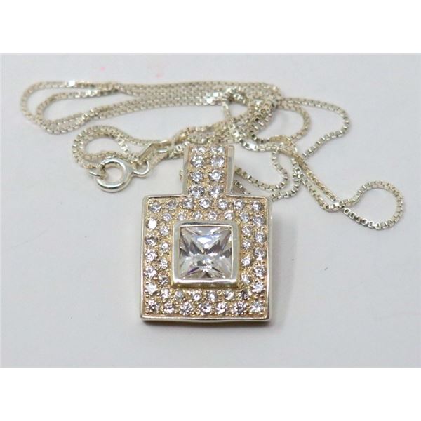 SILVER NECKLACE WITH PENDANT AND CLEAR STONES