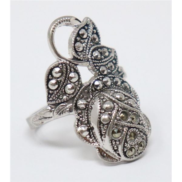 FANCY SILVER PLATED RING