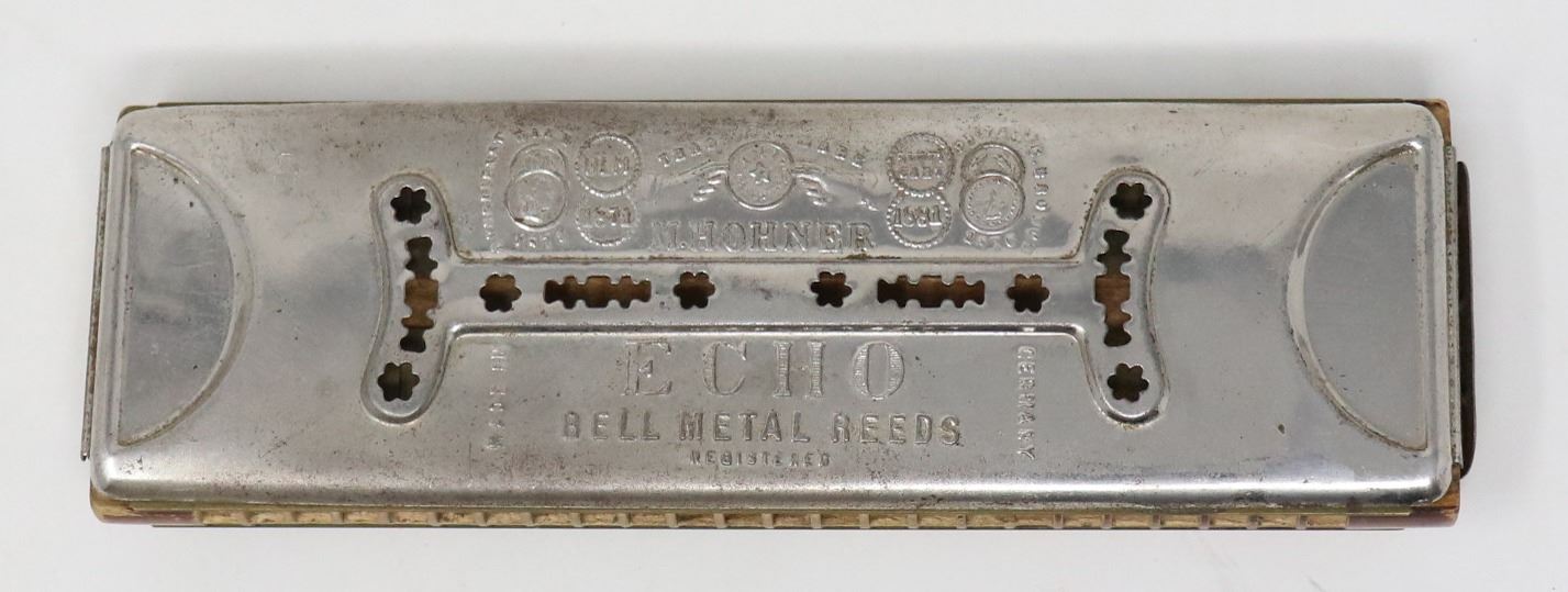 ANTIQUE HOHNER ECHO HARMONICA