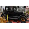 Image 9 : 1926 FORD MODEL T 2 DOOR COUPE