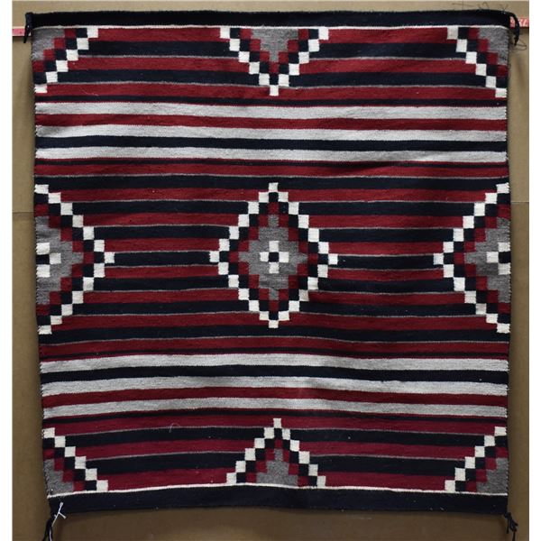NAVAJO INDIAN TEXTILE