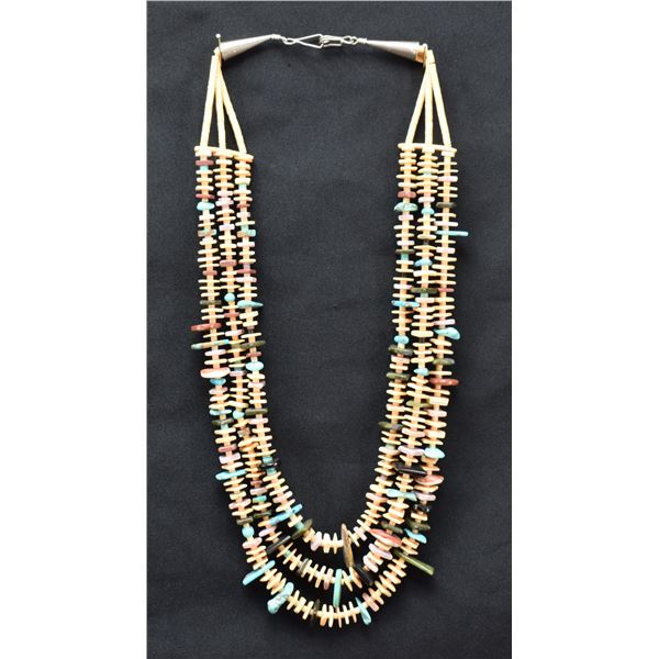 SANTO DOMINGO INDIAN NECKLACE