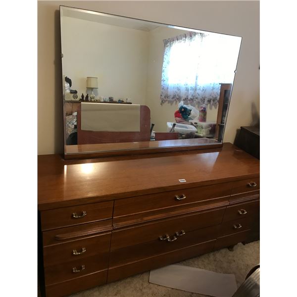 Chest of Drawers & Mirror