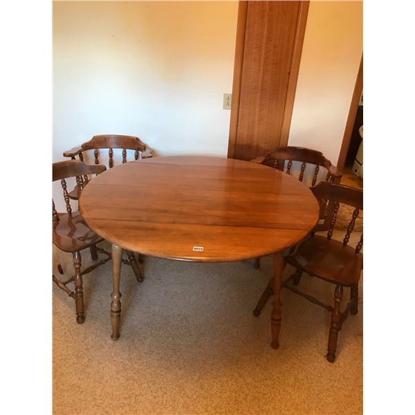 Vintage Kitchen Table and 4 Chairs