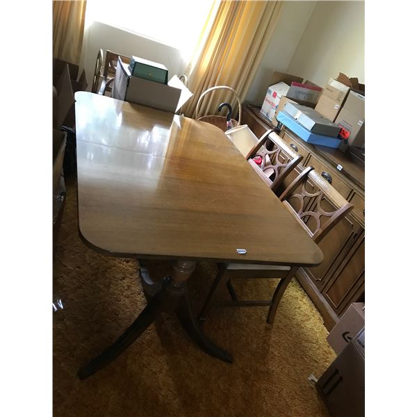 Vintage Wood Dining Room Table & 5 Chairs