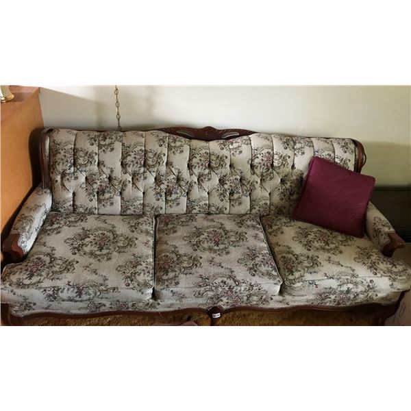 Vintage Couch & Burgundy Pillows