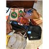 Image 4 : Assorted Vintage Luggage