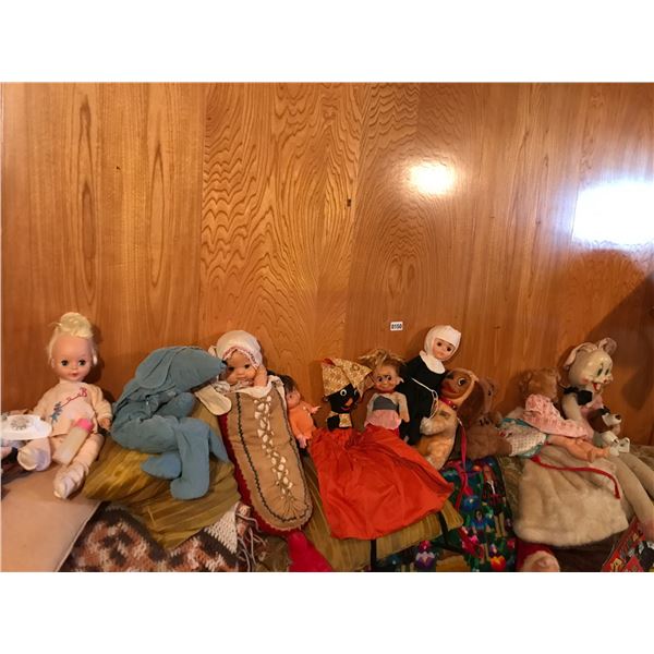 Assorted Vintage Dolls