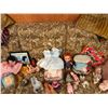 Image 1 : Vintage Dolls, Clothes & Books