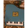 Image 4 : Baby Grand Piano, Vintage Wall Art & Puzzle