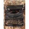 Image 3 : Jr. Executive Remmington Vintage Typewriter