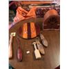 Image 1 : Welco Collectors Edition Radio, Wooden Platter, Wood Fish Boner, & Vintage Shoe Stretcher