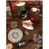 Image 3 : Mirror Cabinet, Conch Shell, Wind Chime & Assorted Glassware & China