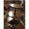 Image 3 : 3 Tiered Scalloped Wood Side Table with Claw Feet