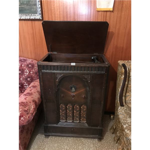 Antique Record Player Cabinet & Philco Radio Model 296