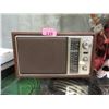 Image 1 : Realistic MTA-12 Table Top AM/FM Radio