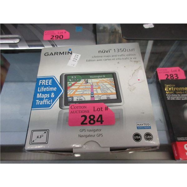 Garmin nuvi 1350 Navigation System - Open Box