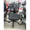 Image 1 : Black Mesh Back Office Chair with Fabric Seat