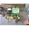 Image 1 : 3 Assorted Work Lights