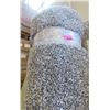 Image 1 : 8' x 10' Grey Speckled Shag Area Carpet