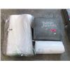 Image 1 : 2 New Pillows and a Duvet of Unknown Size