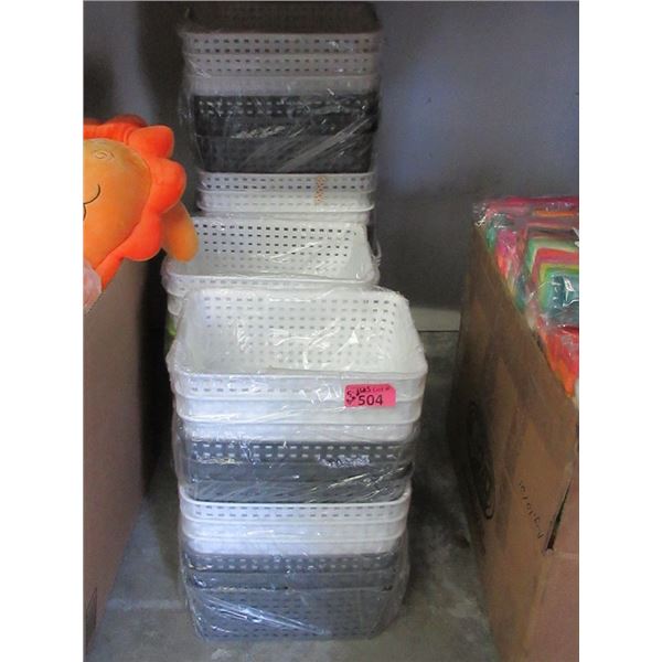 5 Bundles of 6 Assorted Organizing Baskets