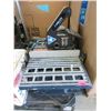 Image 1 : Table Saw & Delta ShopMaster Saw