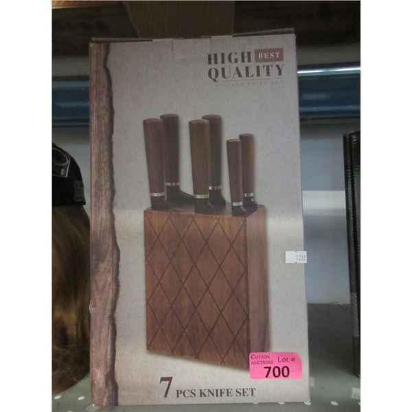 7 Piece Knife Set - Knife Block with 6 Knives