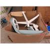 Image 1 : White and Green Office Chair - Unassembled