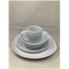 Image 1 : Lot Of 4 Matching Dishes And Mug (White)