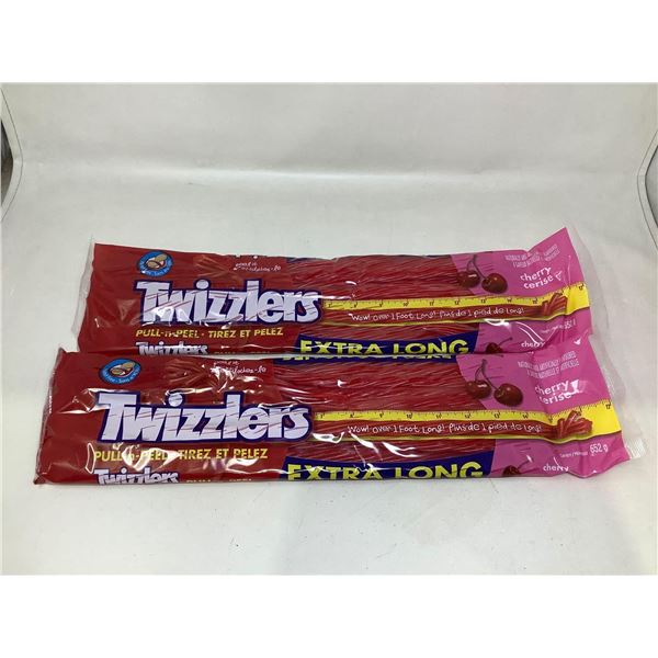 Twizzlers Extra Long Pull n Peel Candy (2 X 652G)