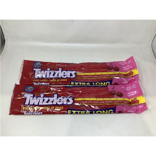 Twizzlers Extra Long Pull n Peel Candy (2 X 652G)