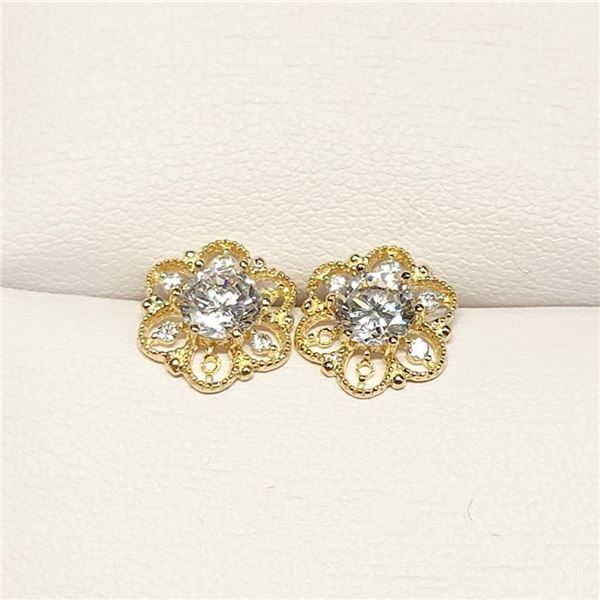 10K Yellow Gold Cubic Zirconia Earrings (~Size 0) (~length 0 inches) (~weight 1.4g), Made in Canada,