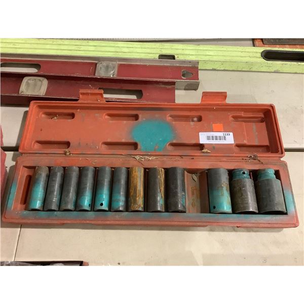 Tray of impact Sockets SAE