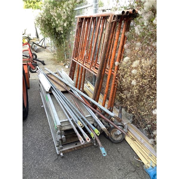 Lot of Scaffolding includes 5 panel with cross beams, wheels and decking as pictured