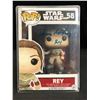 Image 1 : DAISEY RIDLEY SIGNED STAR WARS FUNKO POP ( RA COA)