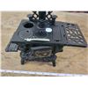 Image 2 : Minature (9 x8 x 41/2 inch Resgent Cast Iron kitchen stove