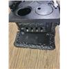 Image 8 : Minature (9 x8 x 41/2 inch Resgent Cast Iron kitchen stove