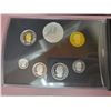 Image 3 : HIGHLY PRIZED -2018 - Large Cased COLORIZED Fine Silver Proof Set