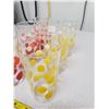 Image 2 : 6 polka dot glasses