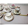 Image 6 : 16 cups & saucers