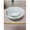 Image 1 : 2 Pyrex bowls