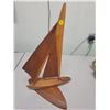 Image 2 : Teak sailboat - 18 inches high - adjustable base