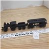 Image 1 : 2 pc cast iron train and train car 10 1/2"