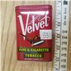 Image 2 : VELVET Pocket tobacco tin with contents